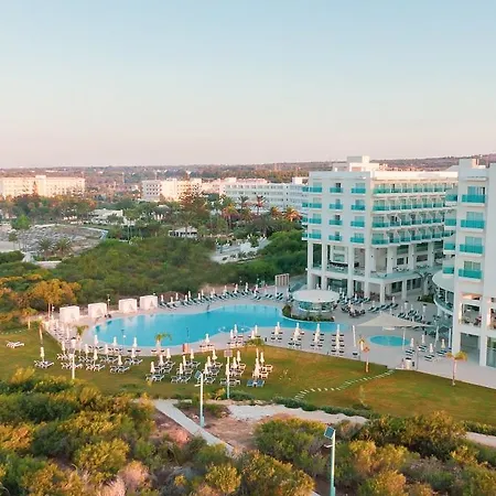 Hotel Nissiblu 5*