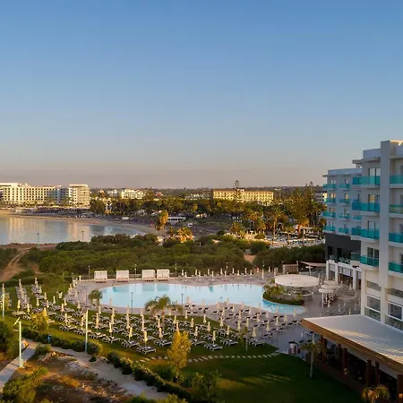 Nissiblu Hotel 5*